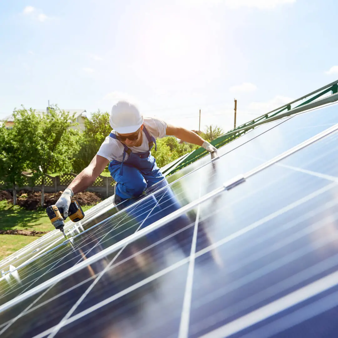 Photovoltaik auf dem Dach - Ihre Solaranlage in besten Händen mit 100% Solar-Service von fri Energy