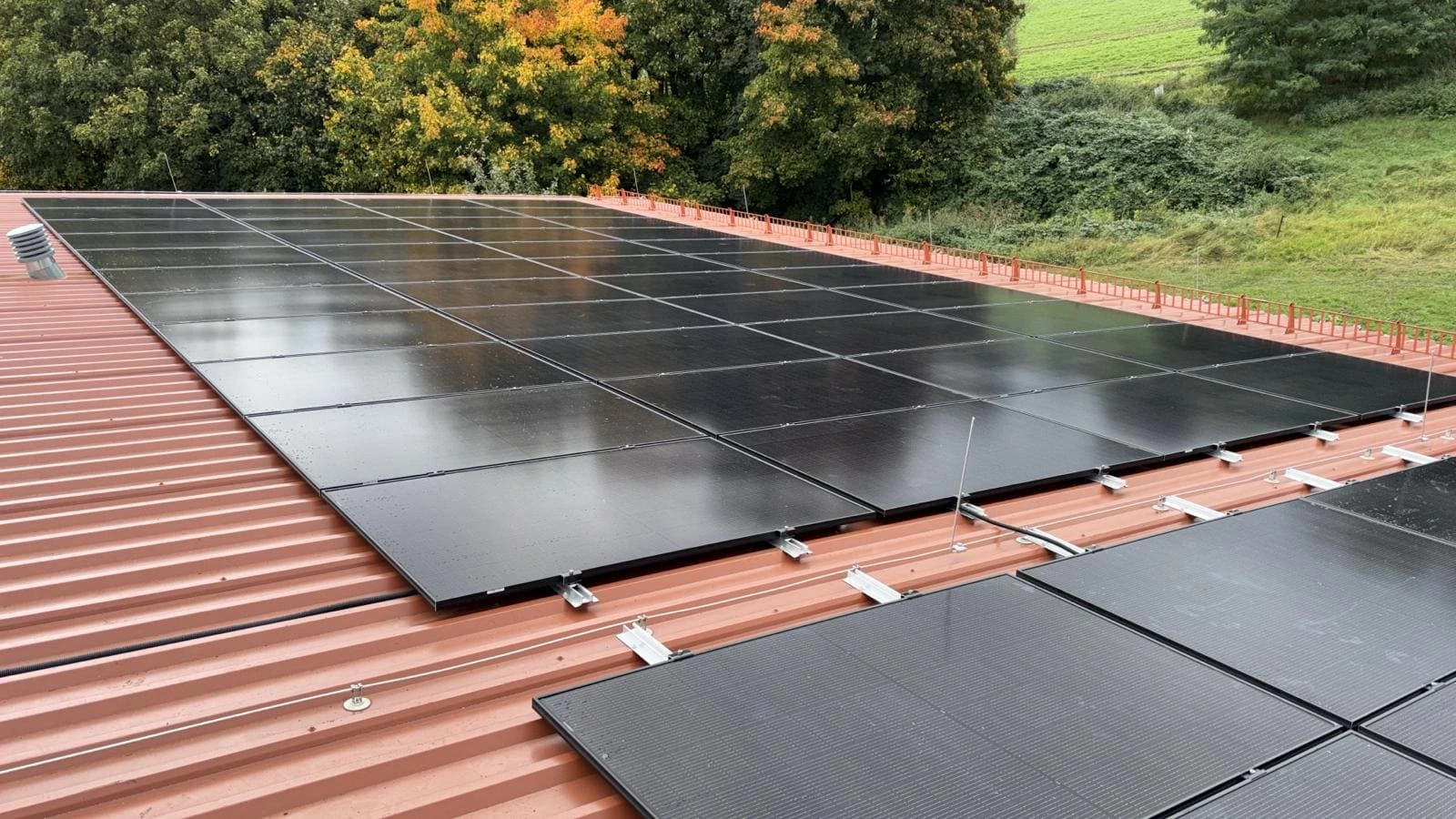 Solardach auf dem Kindergarten - Solar-Ausschreibungen bei fri Energy